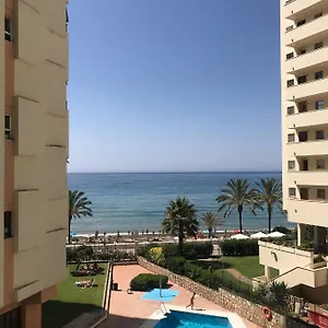neptuno-beachfront-apartments.es-andalucia.com/