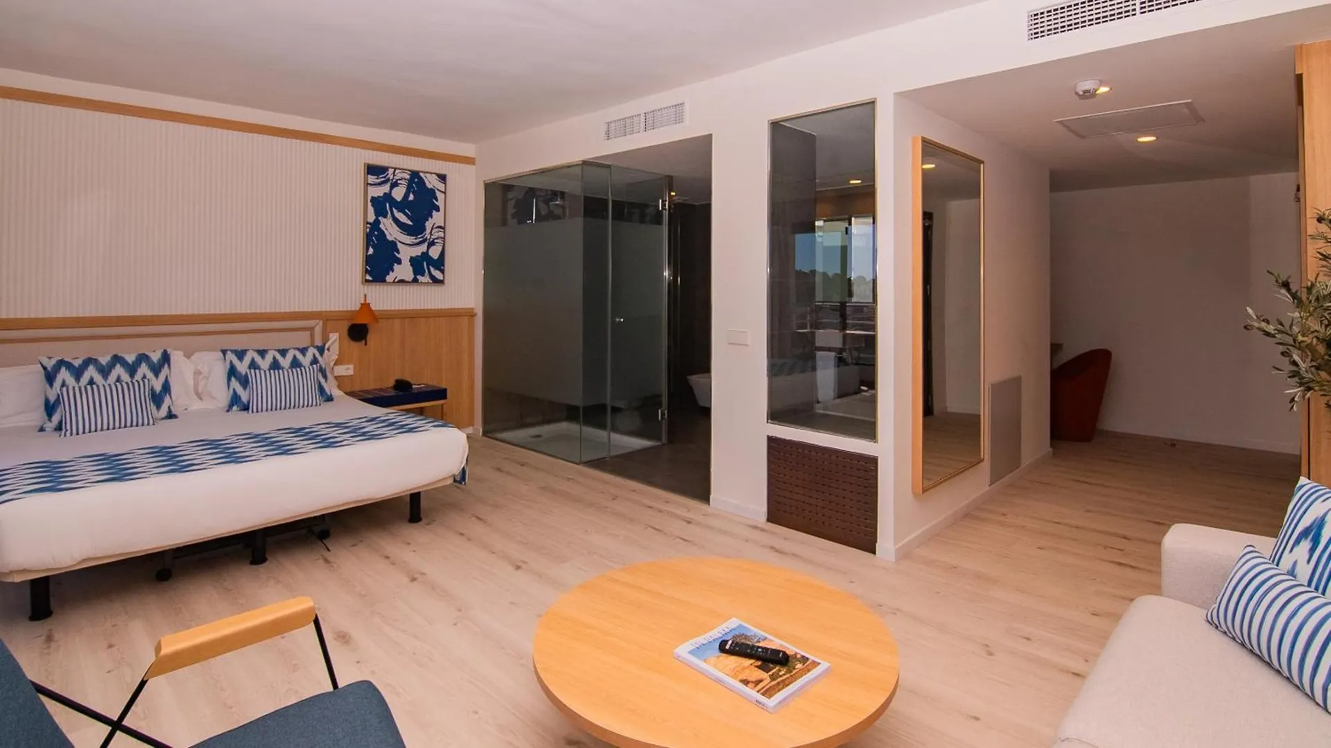 Isla Mallorca & Spa Palma Hotel